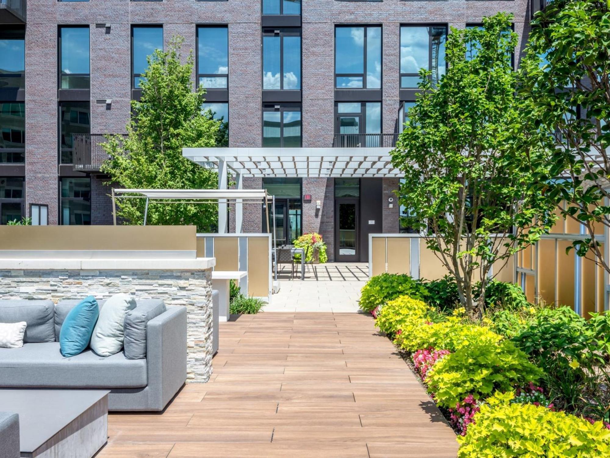 Global Luxury Suites At Reston Town Center Екстериор снимка